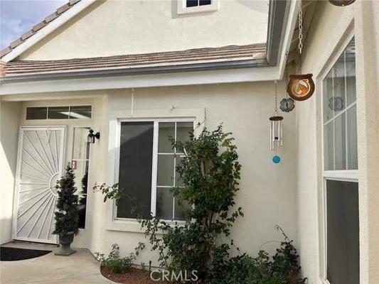 Property Slideshow image 3 of 38 | 19645 rolling green dr, Apple Valley, CA, 92308