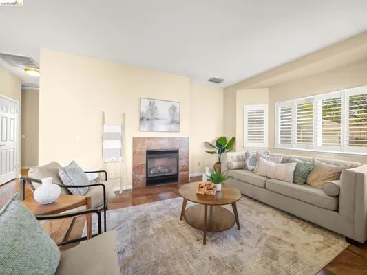 Property Slideshow image 2 of 22 | 714 cherry hls, Rio Vista, CA, 94571