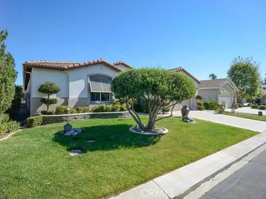 Property Slideshow image 3 of 48 | 8174 maruyama dr, Hemet, CA, 92545