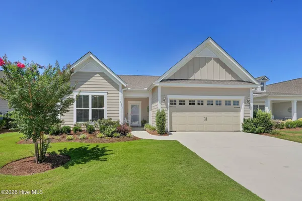 Property Slideshow image 2 of 38 | 665 folsom ave, Wilmington, NC, 28412