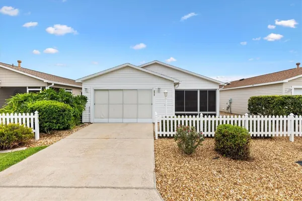 Property Slideshow image 2 of 32 | 2317 whisper st, The Villages, FL, 32162