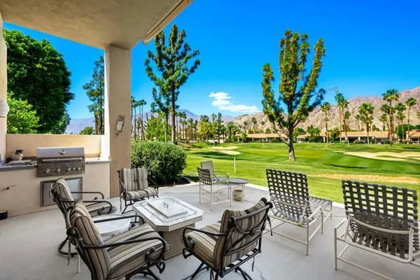 Property Slideshow image 2 of 24 | 55105 oakhill, La Quinta, CA, 92253