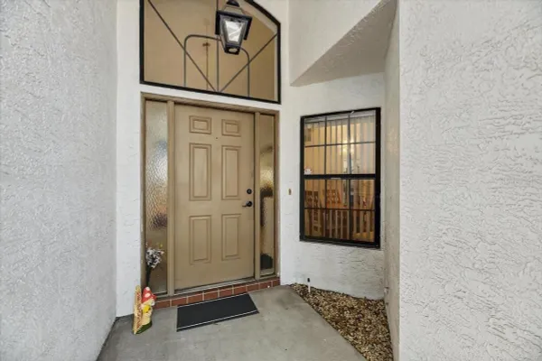 Property Slideshow image 3 of 54 | 1828 e del webb blvd, Sun City Center, FL, 33573
