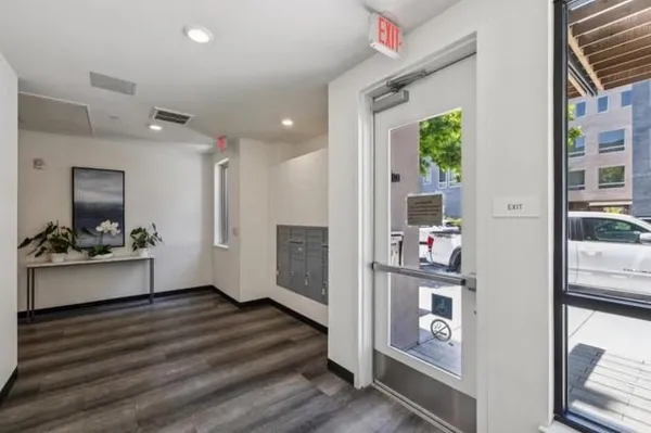Property Slideshow image 2 of 41 | 1058 foster square ln 304, Foster City, CA, 94404