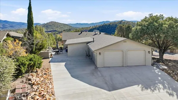Property Slideshow image 2 of 39 | 4826 hornet dr, Prescott, AZ, 86301