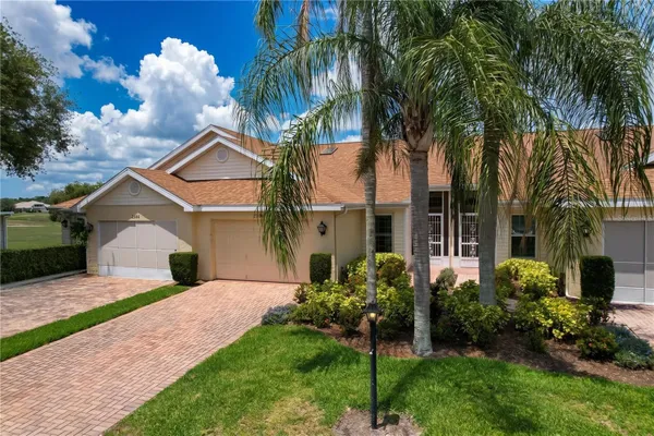 Property Slideshow image 3 of 68 | 2307 new orchard ct, Sun City Center, FL, 33573