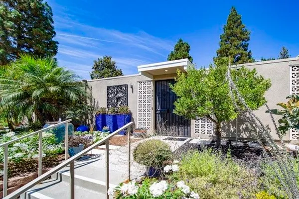 Property Slideshow image 2 of 31 | 315 ave castilla c, Laguna Woods, CA, 92637