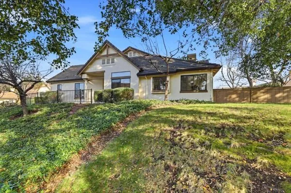 Property Slideshow image 2 of 50 | 7527 morevern cir, San Jose, CA, 95135