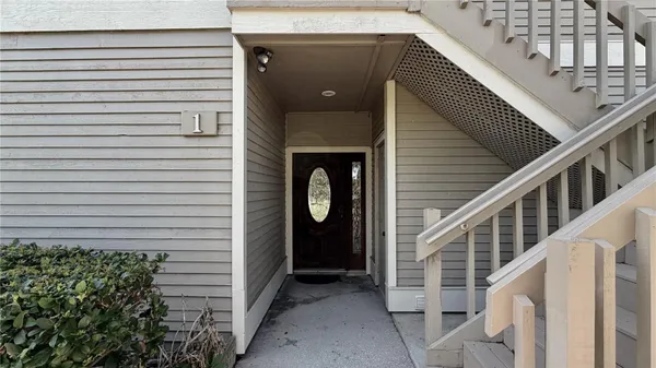 Property Slideshow image 3 of 26 | 1 magnolia dr 1, Ormond Beach, FL, 32174