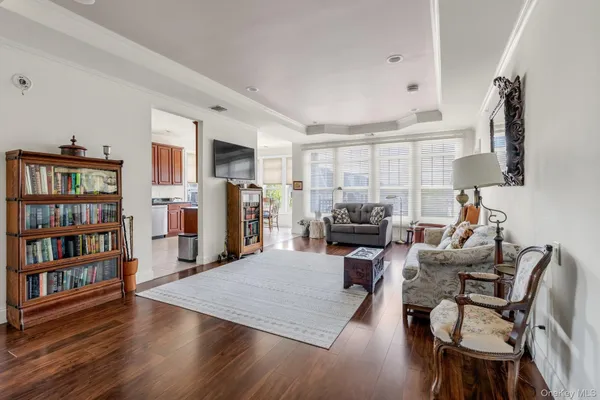 Property Slideshow image 3 of 28 | 236 roosevelt way 3306, Hempstead, NY, 11590