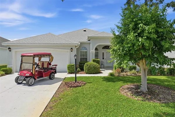 Property Slideshow image 2 of 43 | 1627 kensington pl, The Villages, FL, 32162