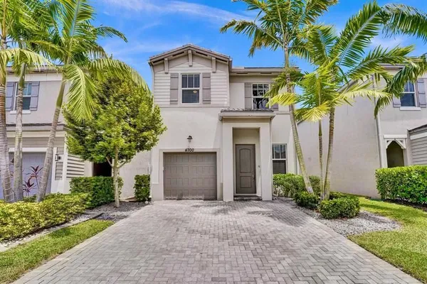 Property Slideshow image 2 of 47 | 4700 nw 48th ave, Tamarac, FL, 33319