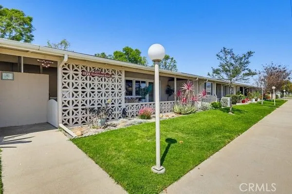 Property Slideshow image 3 of 38 | 1121 northwood rd 237d m9, Seal Beach, CA, 90740