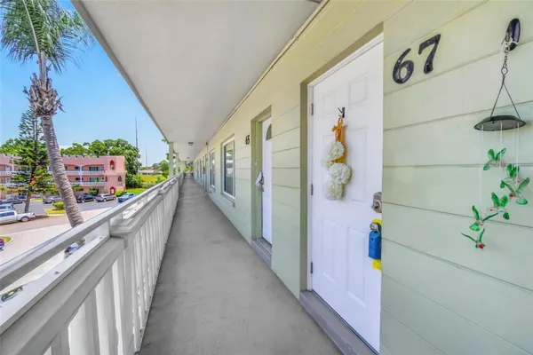 Property Slideshow image 3 of 41 | 2459 columbia dr 67, Clearwater, FL, 33763