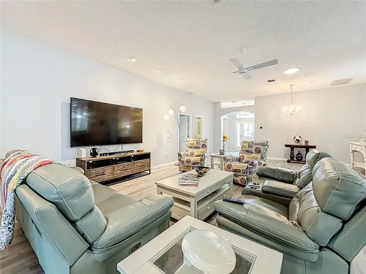 Property Slideshow image 3 of 38 | 1738 augustine dr, The Villages, FL, 32159