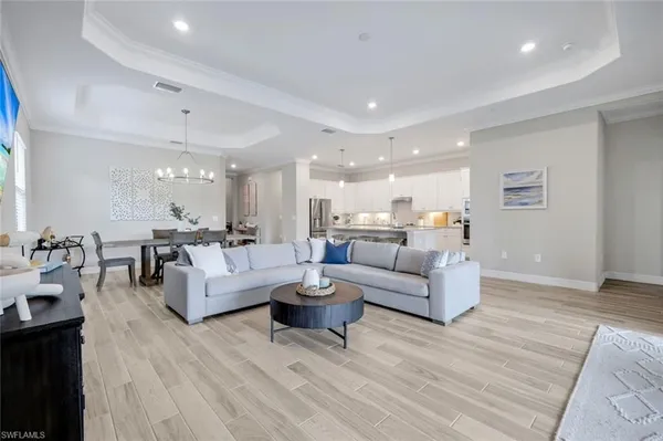 Property Slideshow image 3 of 30 | 28029 foxrock ct, Bonita Springs, FL, 34135