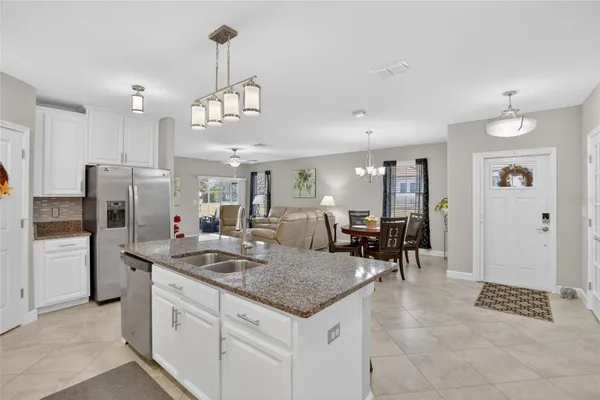 Property Slideshow image 2 of 98 | 5328 stoic vale dr, Wimauma, FL, 33598