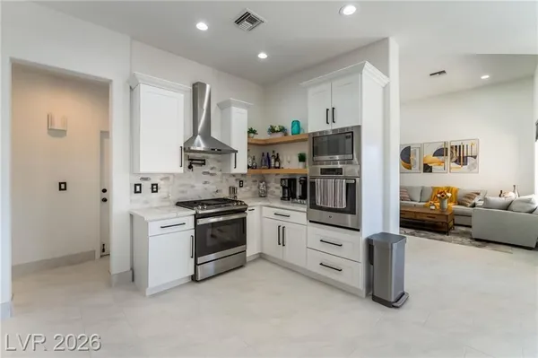 Property Slideshow image 2 of 44 | 10805 clarion ln, Las Vegas, NV, 89134