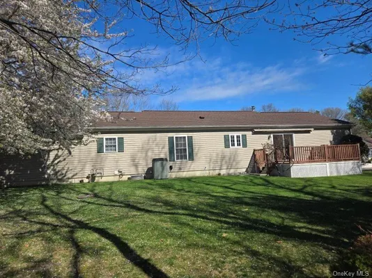 Property Slideshow image 2 of 13 | 1407 middle rd 265, Riverhead, NY, 11933