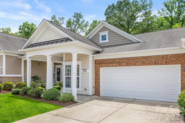 Property Slideshow image 2 of 33 | 9015 smokey hill ln, Indian Land, SC, 29707