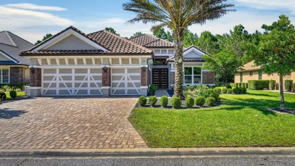 Property Slideshow image 2 of 57 | 708 woodbridge ct, Ormond Beach, FL, 32174