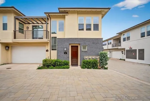 Property Slideshow image 2 of 55 | 16750 coyote bush dr 97, San Diego, CA, 92127