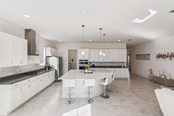 Property Slideshow image 3 of 51 | 5081 twin lakes blvd, St Cloud, FL, 34772