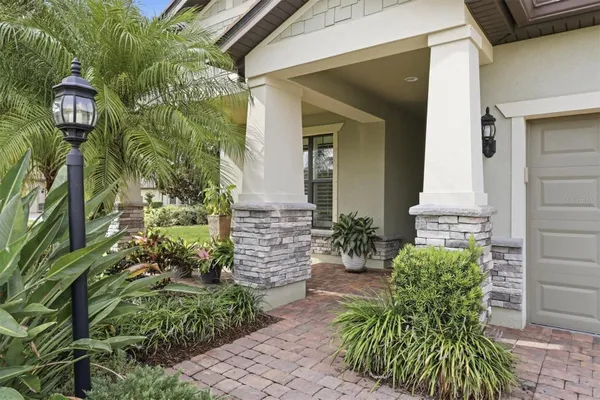 Property Slideshow image 3 of 75 | 16932 pelham pl, Lakewood Ranch, FL, 34202