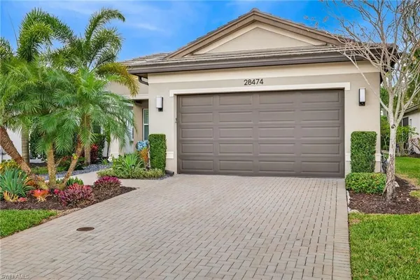 Property Slideshow image 2 of 47 | 28474 capraia dr, Bonita Springs, FL, 34135