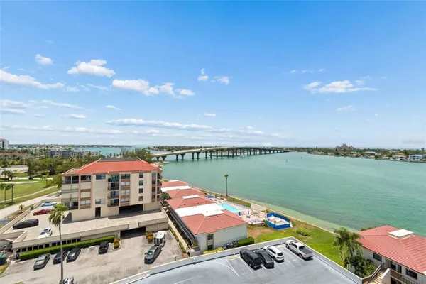Property Slideshow image 2 of 52 | 6265 sun blvd 1004, St Petersburg, FL, 33715