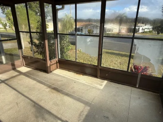 Property Slideshow image 2 of 12 | 1832 w schwartz blvd, Lady Lake, FL, 32159