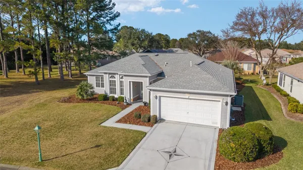 Property Slideshow image 3 of 79 | 13160 se 93rd cir, Summerfield, FL, 34491