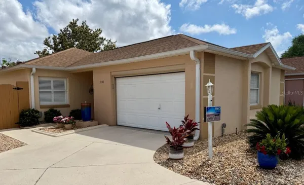 Property Slideshow image 3 of 28 | 1140 bernardo blvd, Lady Lake, FL, 32159
