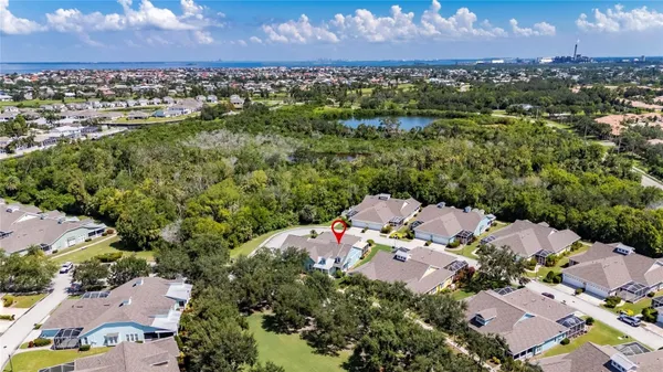 Property Slideshow image 3 of 85 | 5312 golden isles dr, Apollo Beach, FL, 33572