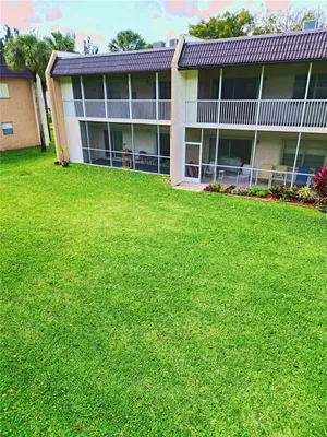 Property Slideshow image 3 of 34 | 140 lake meryl dr 233, West Palm Beach, FL, 33411