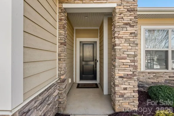 Property Slideshow image 3 of 48 | 4843 looking glass trl, Denver, NC, 28037