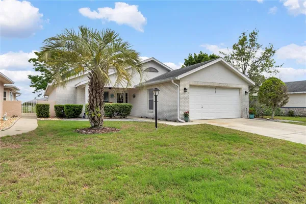 Property Slideshow image 2 of 69 | 9185 sw 90th st, Ocala, FL, 34481
