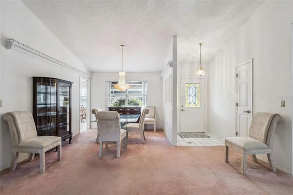 Property Slideshow image 3 of 41 | 828 dundee cir, Leesburg, FL, 34788