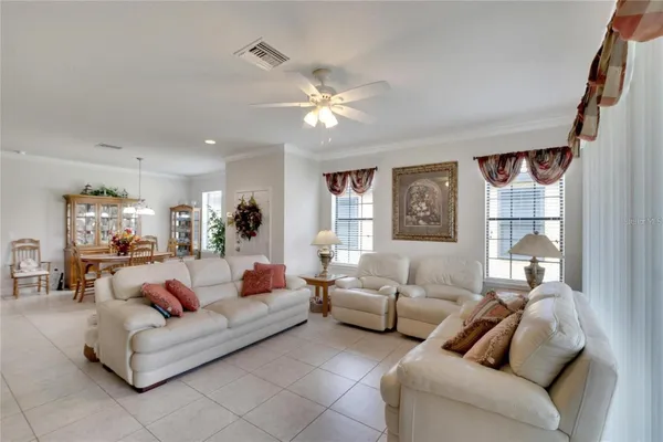 Property Slideshow image 3 of 36 | 5648 sunset falls dr, Apollo Beach, FL, 33572