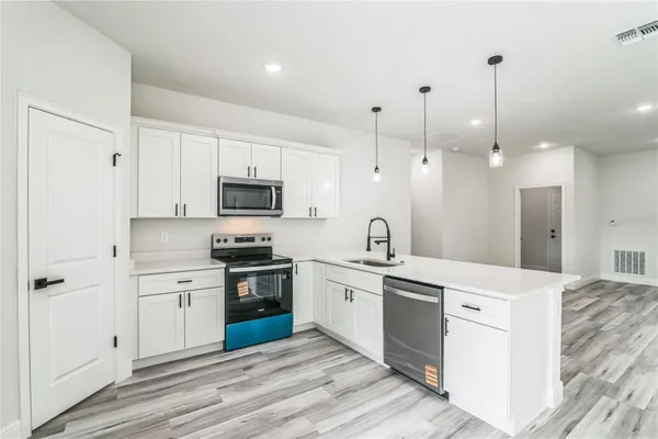 Property Slideshow image 2 of 15 | 3832 sw 157th place rd, Ocala, FL, 34473