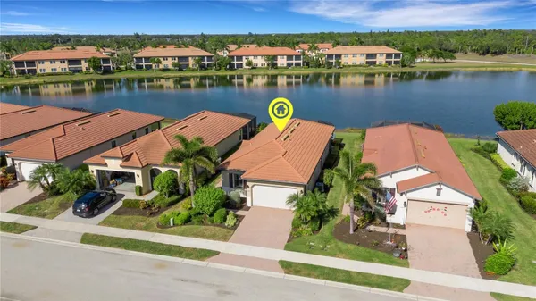 Property Slideshow image 2 of 76 | 10432 crooked creek dr, Venice, FL, 34293