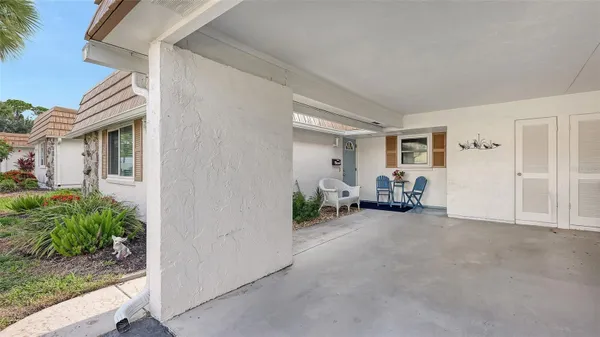 Property Slideshow image 2 of 55 | 2623 riverbluff pkwy v144, Sarasota, FL, 34231