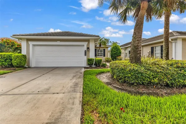 Property Slideshow image 2 of 43 | 834 montrose dr 9, Venice, FL, 34293