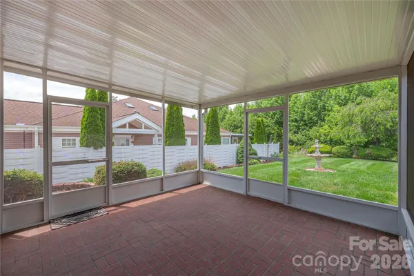 Property Slideshow image 3 of 9 | 11 heather way a, Candler, NC, 28715