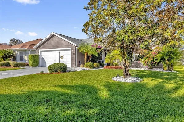 Property Slideshow image 2 of 27 | 3433 worth cir, The Villages, FL, 32162