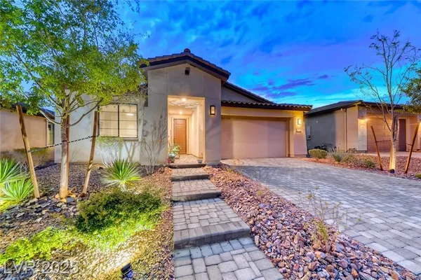 Property Slideshow image 2 of 54 | 13 stone yucca ct, Henderson, NV, 89011