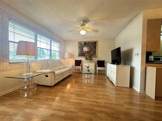 Property Slideshow image 3 of 89 | 126 grantham b # 126, Deerfield Beach, FL, 33442