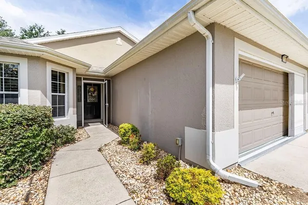 Property Slideshow image 2 of 36 | 6116 armada st, Tavares, FL, 32778