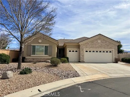 Property Slideshow image 2 of 28 | 10906 rockaway gln, Apple Valley, CA, 92308
