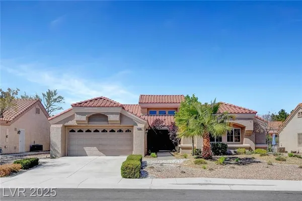 Property Slideshow image 2 of 54 | 2505 palmridge dr, Las Vegas, NV, 89134